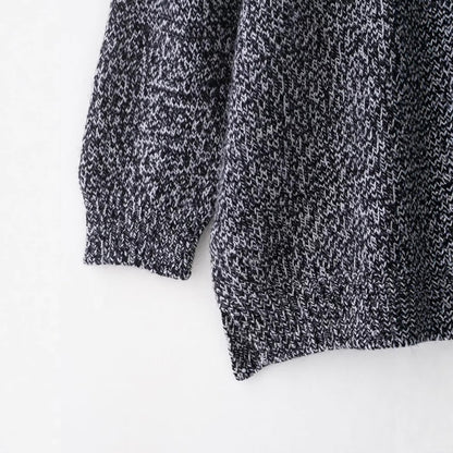 Round neck nine sleeves single breasted solid color knitted sweater for women